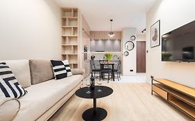 Bg Premium Apartments Mennica Residence